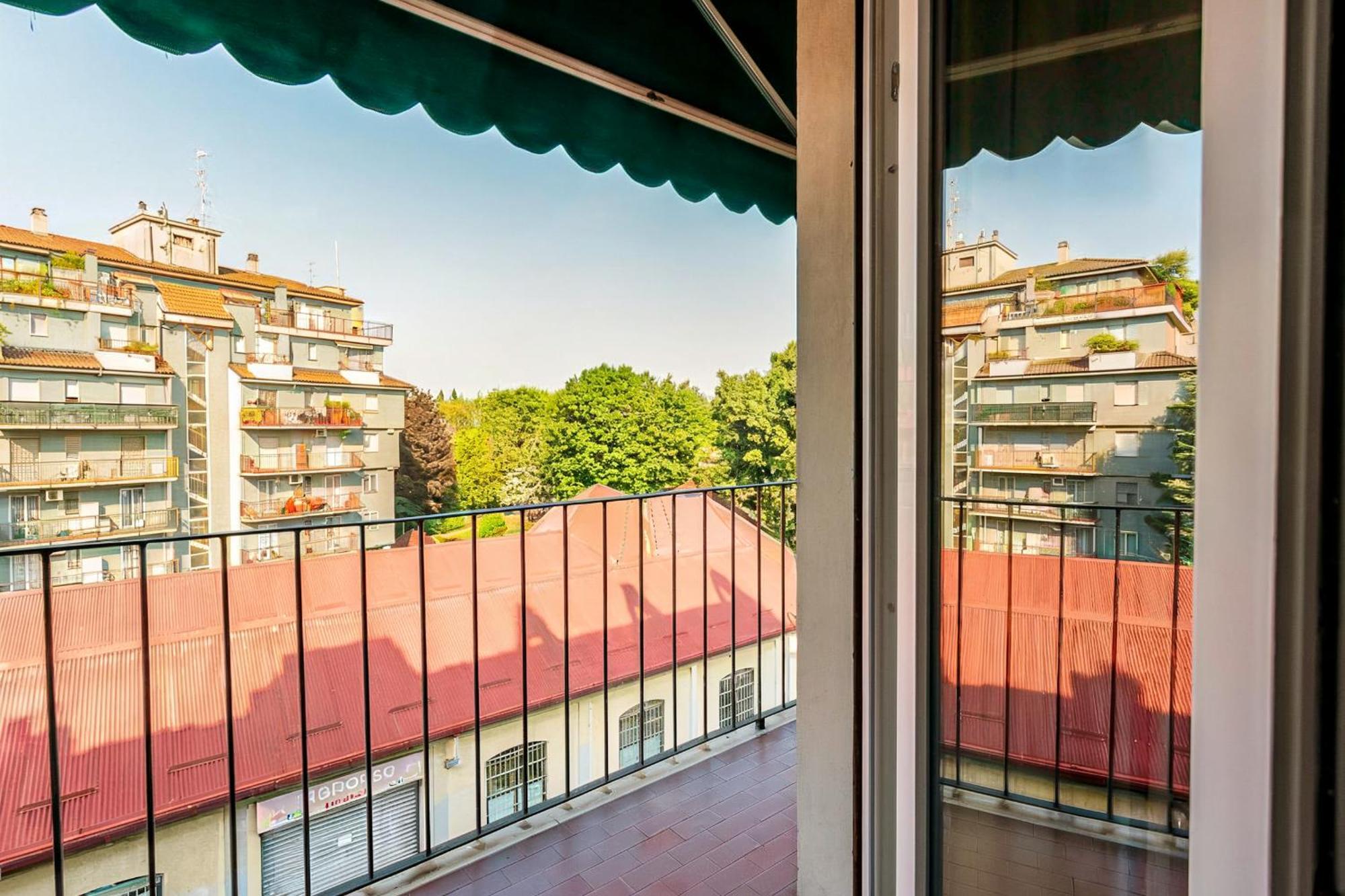 Large Suite Home Milan - Duomo, Milan